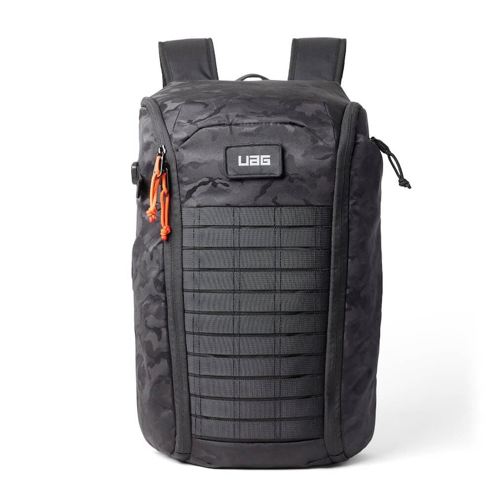 Висококачествена водонепромокаема раница за MacBook Pro 16, и лаптопи до 16 инча - UAG Civilian 20 Liter Backpack (черен)