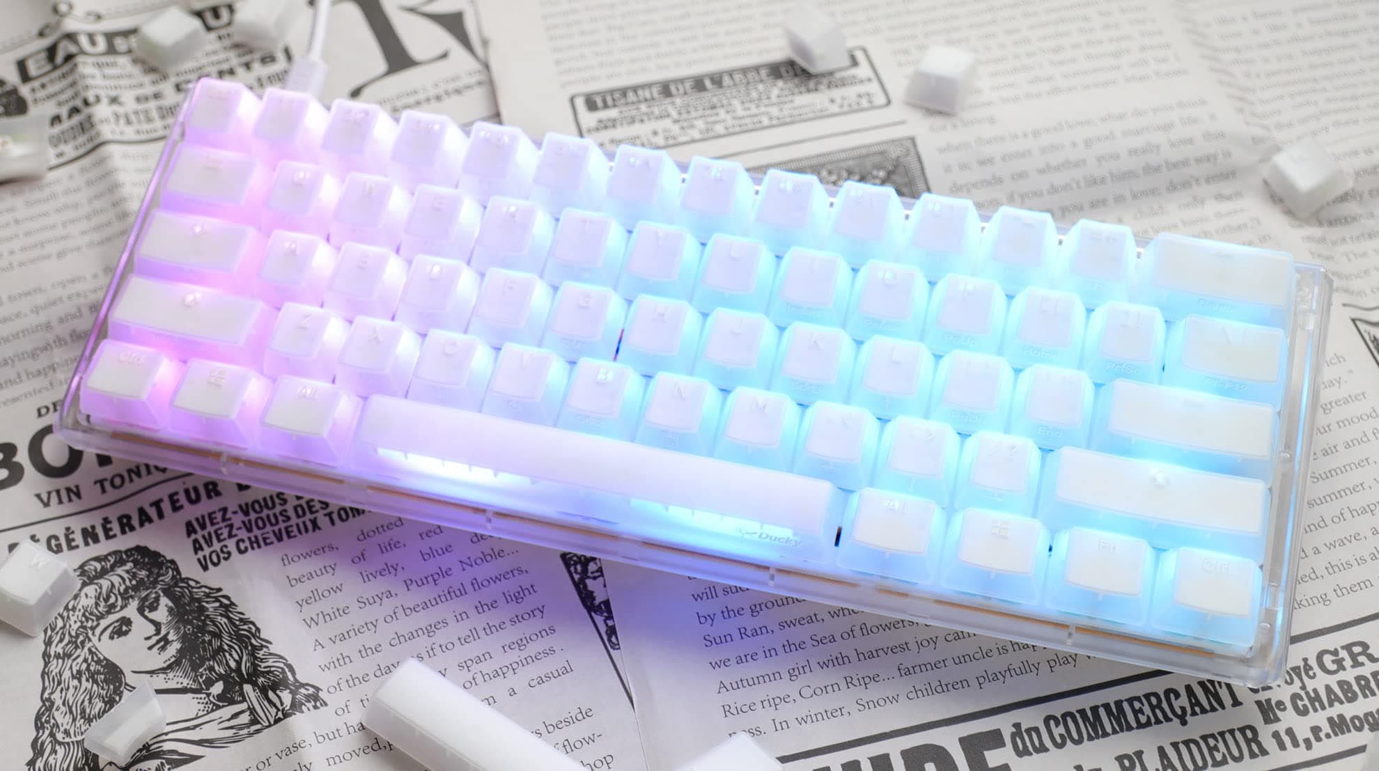 Клавиатура Ducky One 3 AURA 60%, механична, Cherry MX Brown суичове, гейминг, N-Key Rollover, RGB подсветка, бяла, USB