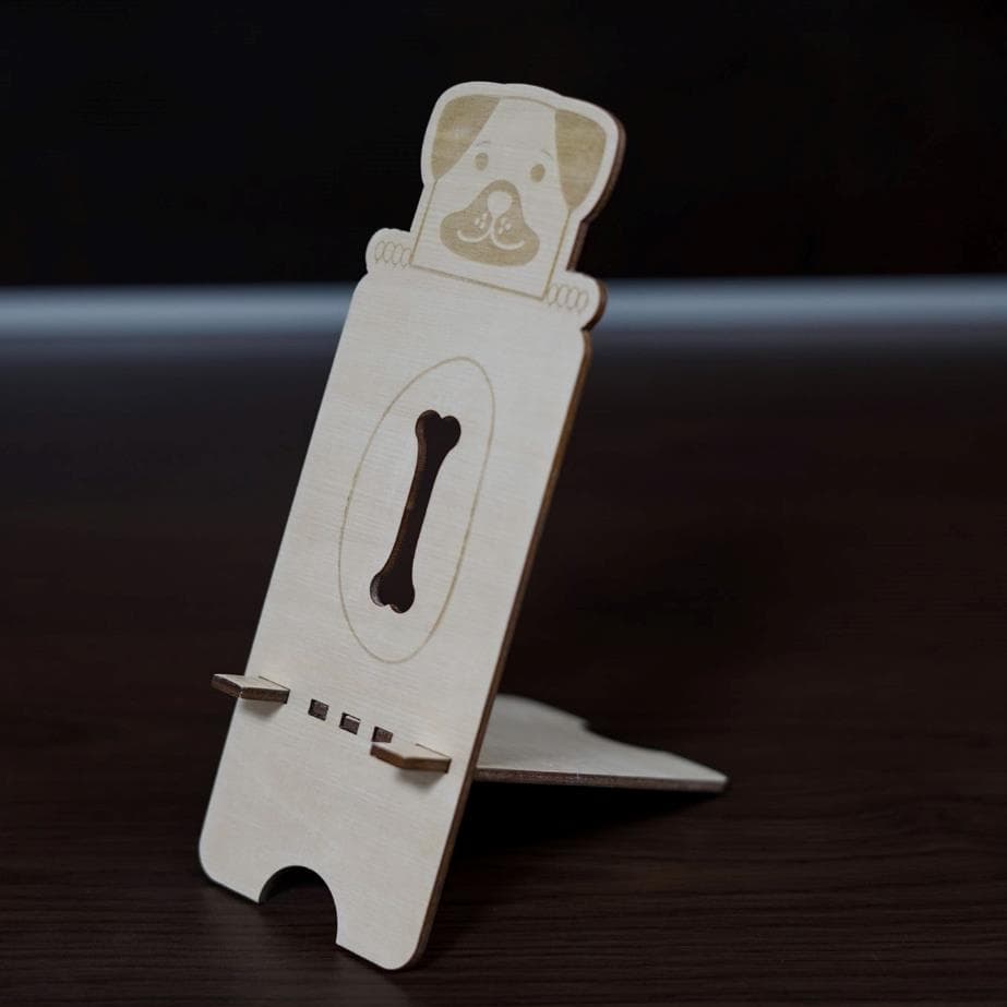 Качествена дървена поставка за бюро за смартфони - Dice Basic Wood Dog Stand
