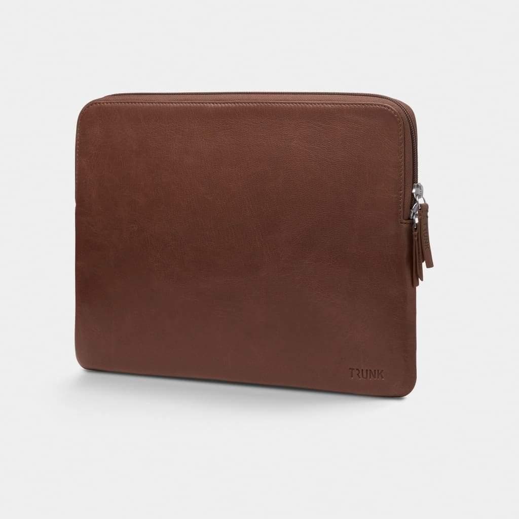 Кожен калъф (естествена кожа) за Macbook Pro 13 (модели 2017 и по-нови) - Trunk Leather Laptop Sleeve (кафяв)